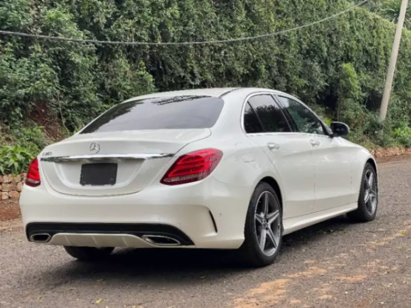 Mercedes-Benz C 200   - 2017