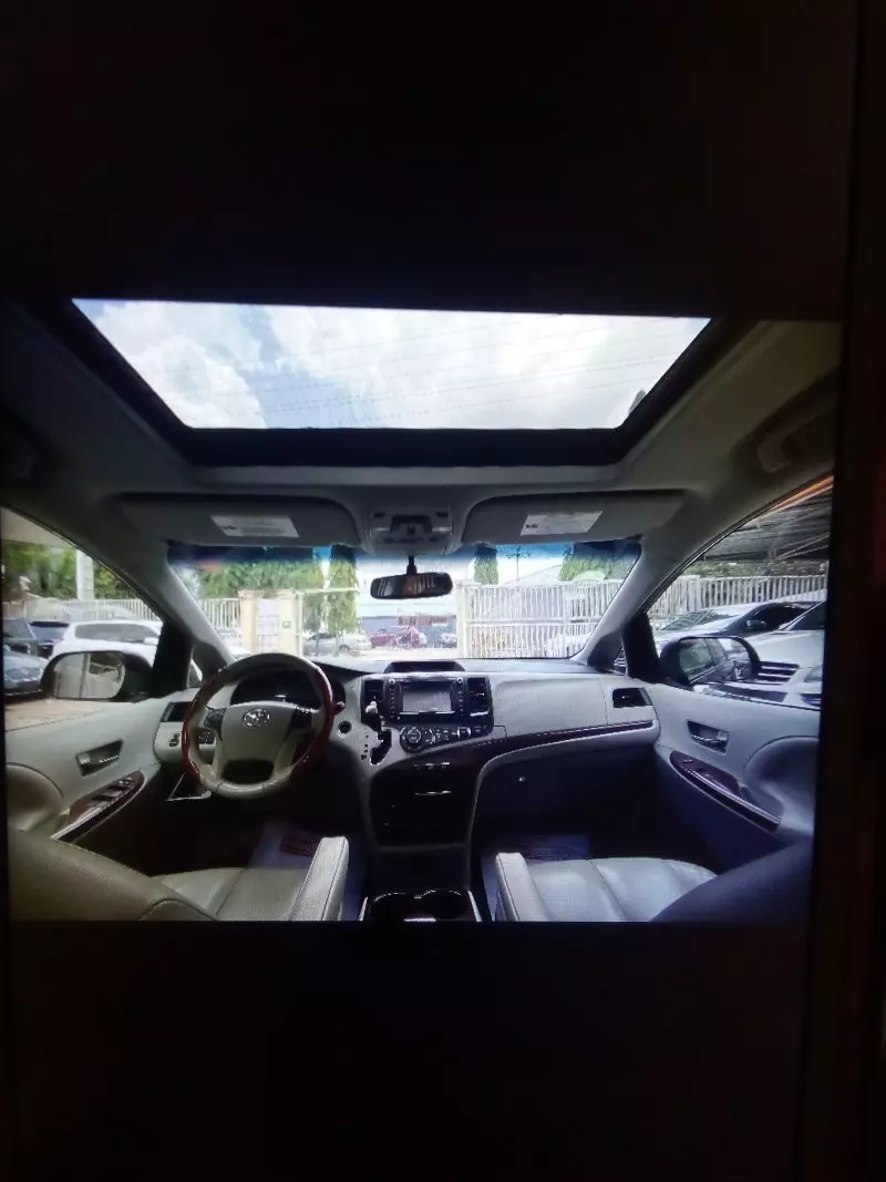 Toyota Sienna   - 2014