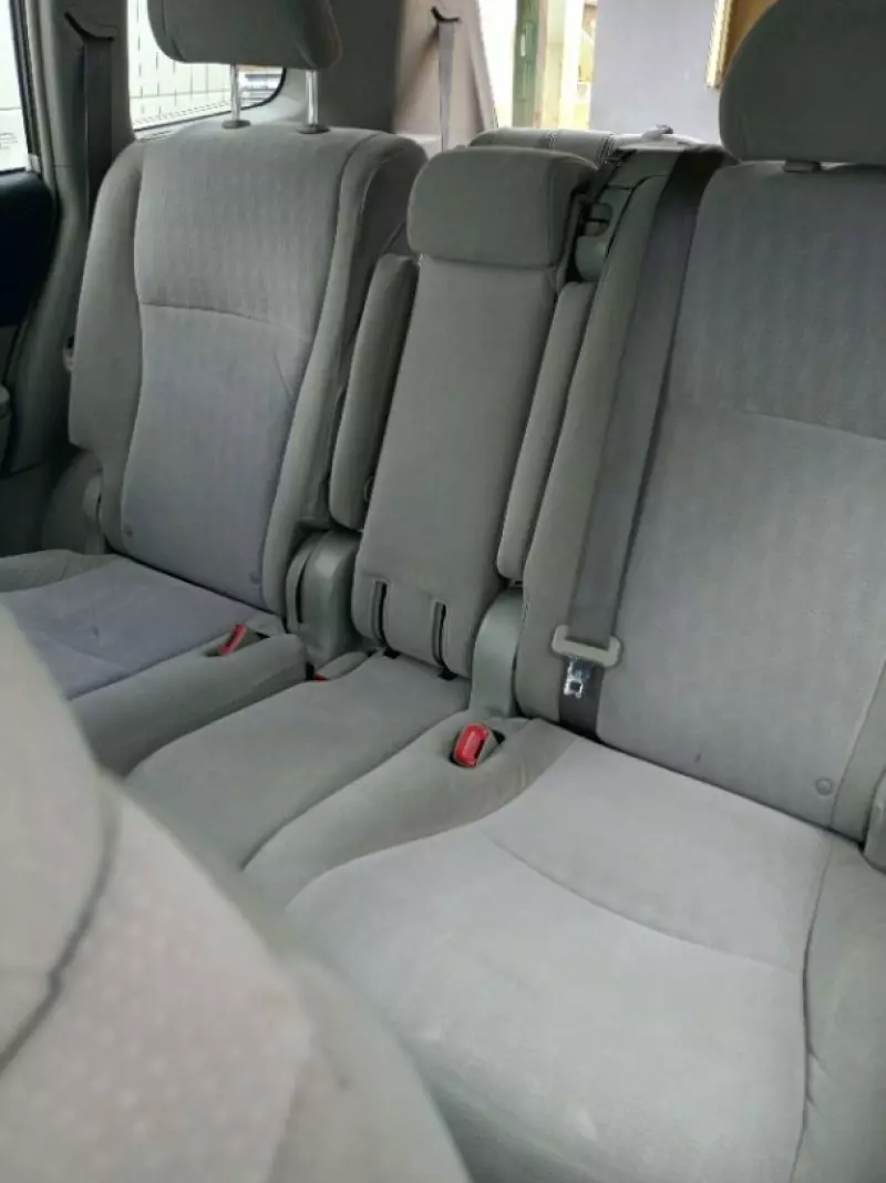 Toyota Highlander   - 2013