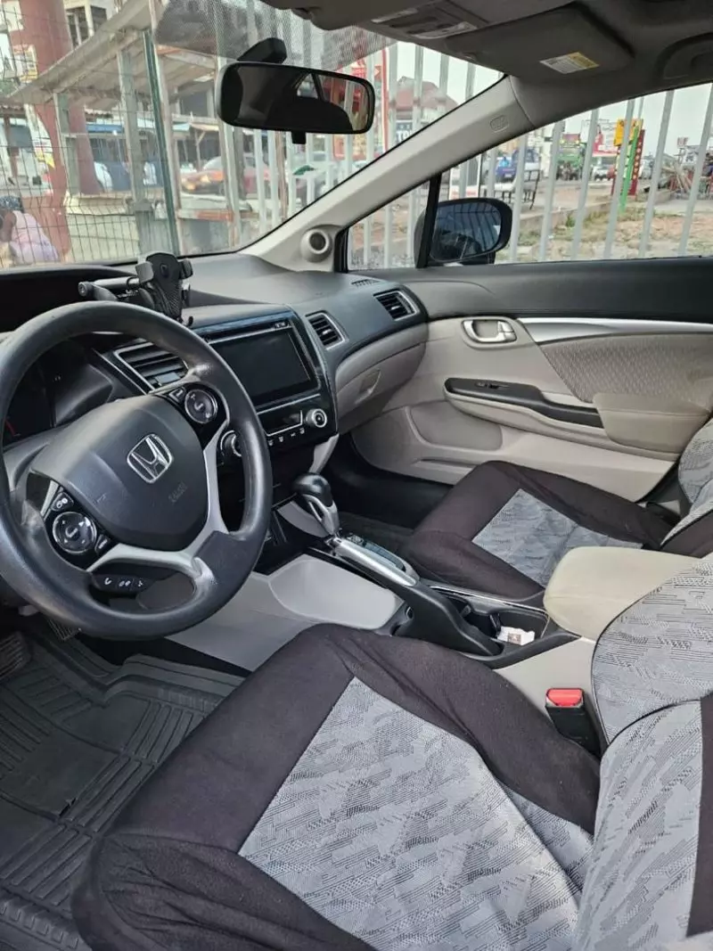 Honda Civic   - 2015