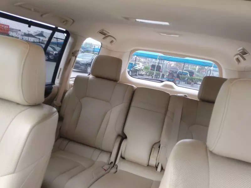 Lexus LX 570   - 2018