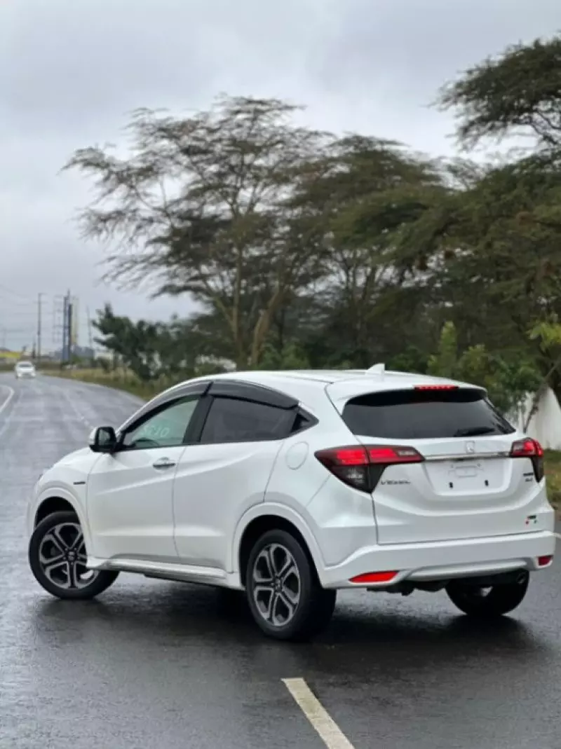 Honda Vezel    - 2018