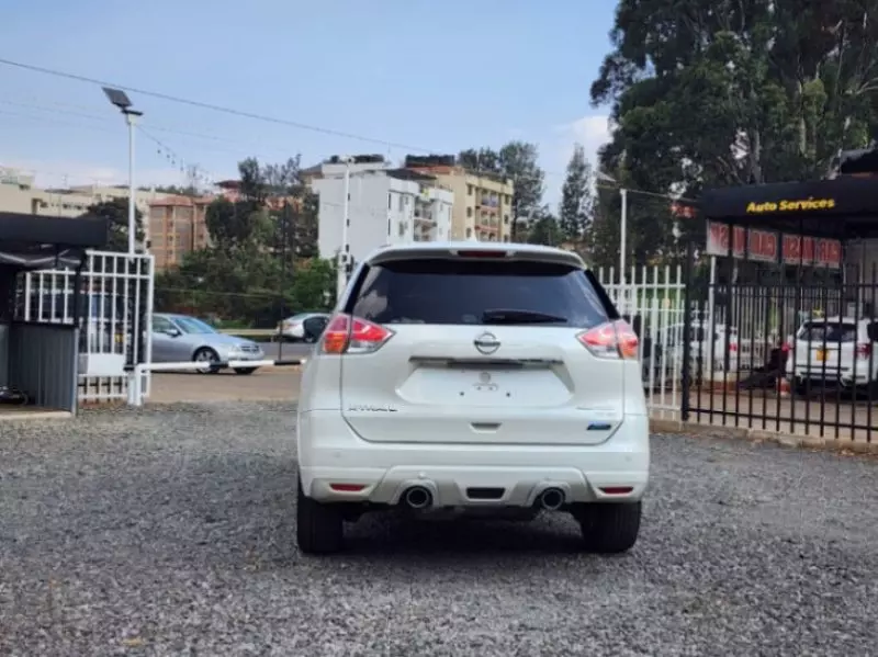 Nissan X-Trail   - 2018