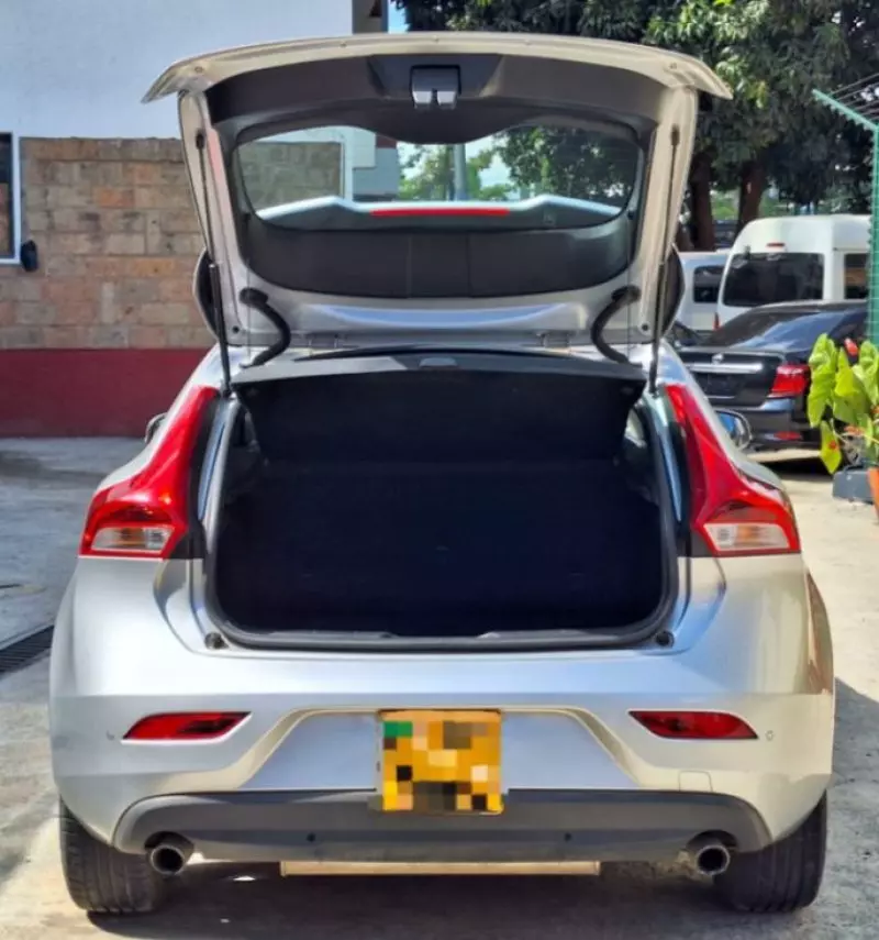 Volvo V40   - 2015