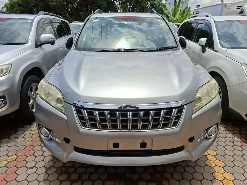 Toyota Vanguard    - 2012