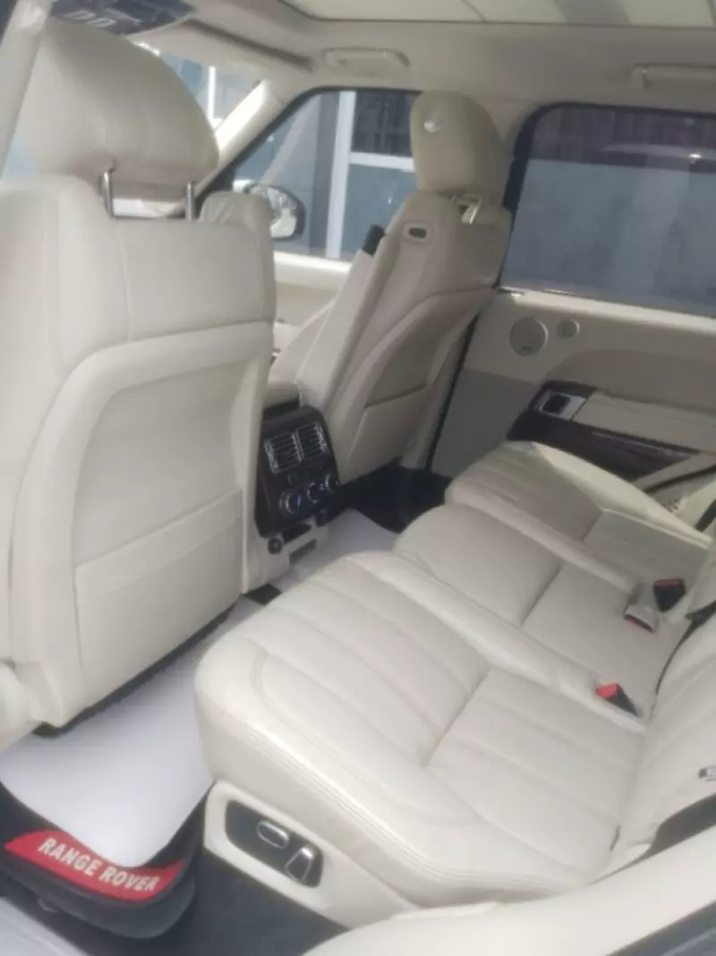 Land Rover Range Rover   - 2015