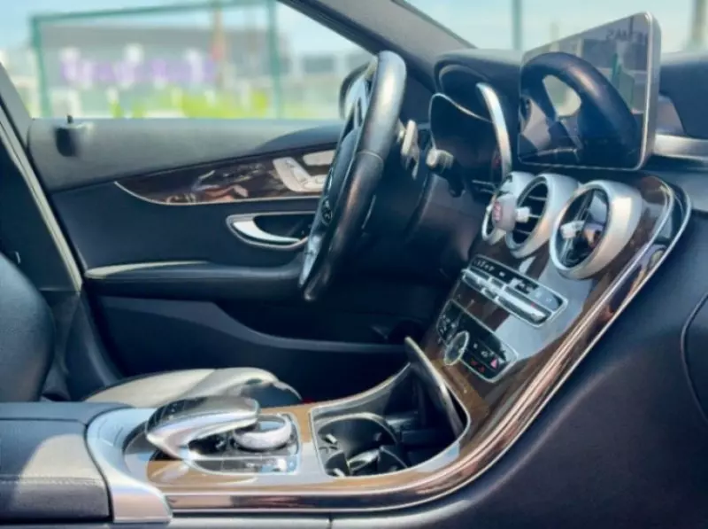 Mercedes-Benz C 300 - 2019