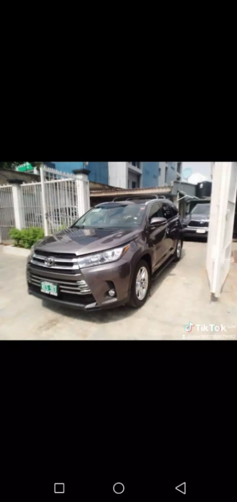 Toyota Highlander   - 2019