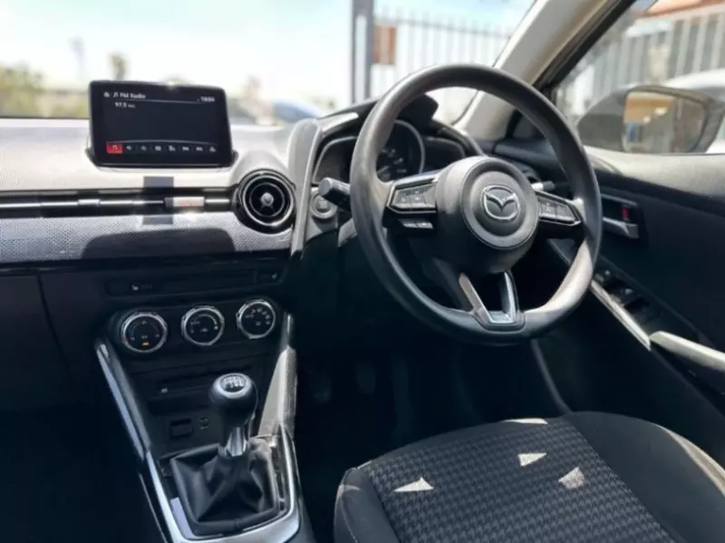 Mazda Demio    - 2018