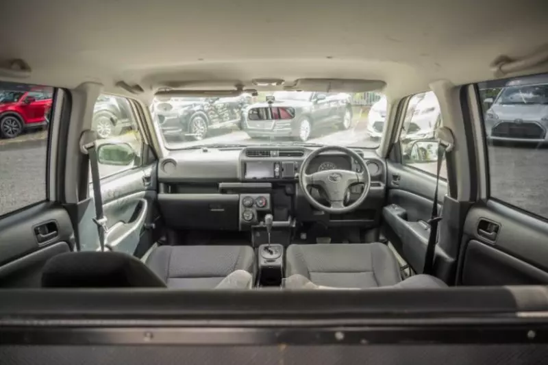 Toyota Probox    - 2018