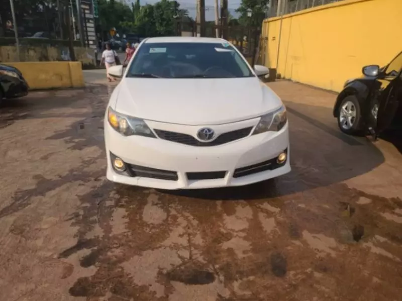 Toyota Camry   - 2007