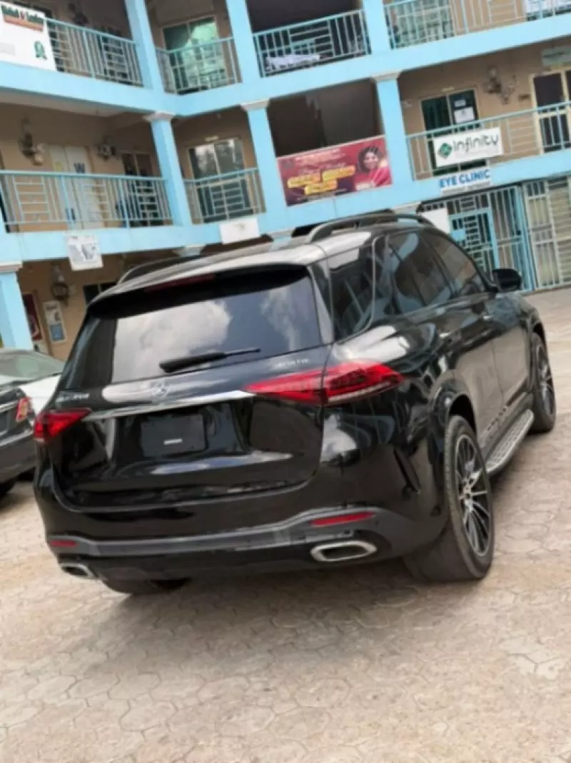 Mercedes-Benz GLE-Class   - 2020