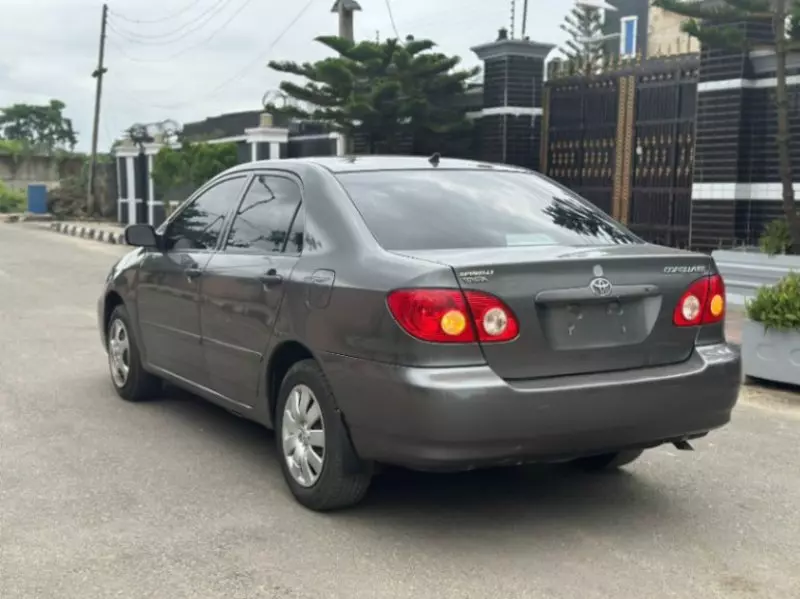 Toyota Corolla   - 2008