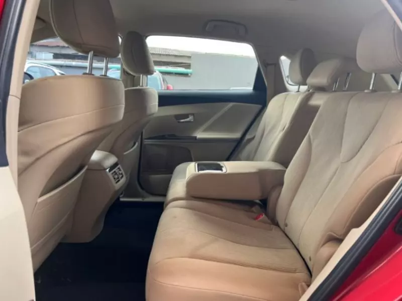 Toyota Venza   - 2010