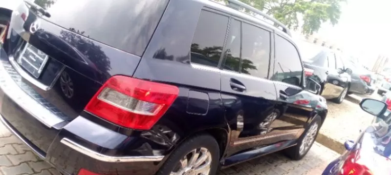 Mercedes-Benz GLK 350   - 2010