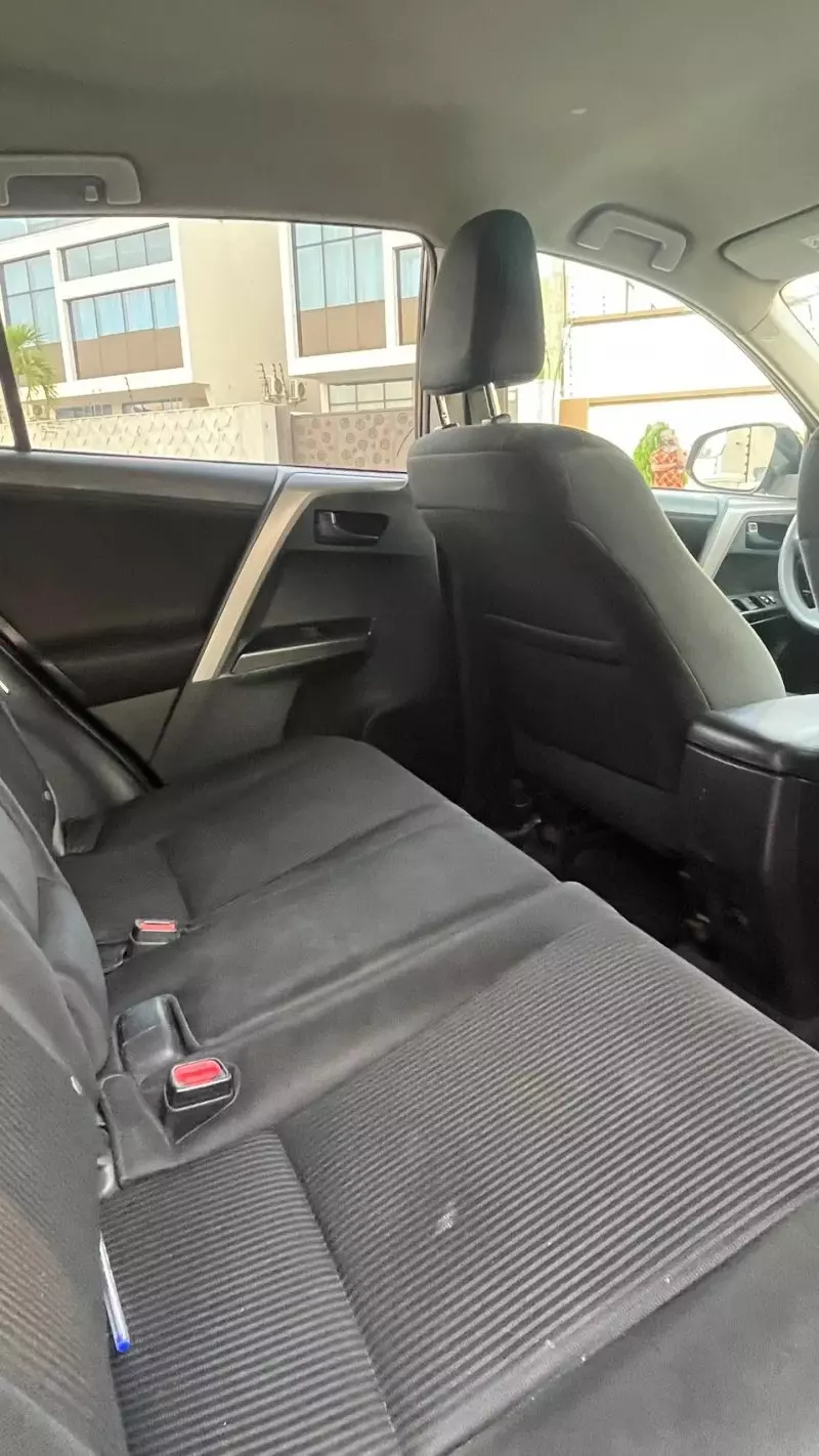 Toyota RAV4   - 2018