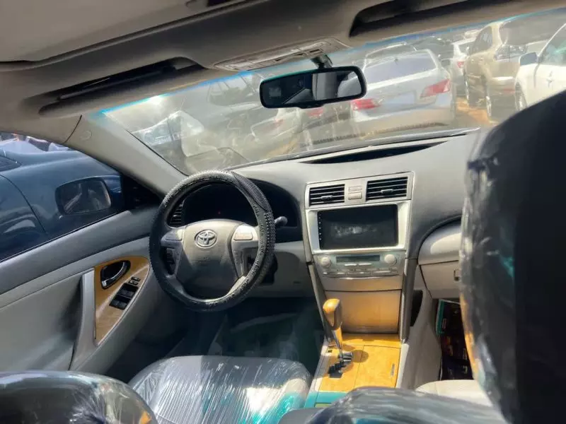 Toyota Camry   - 2007