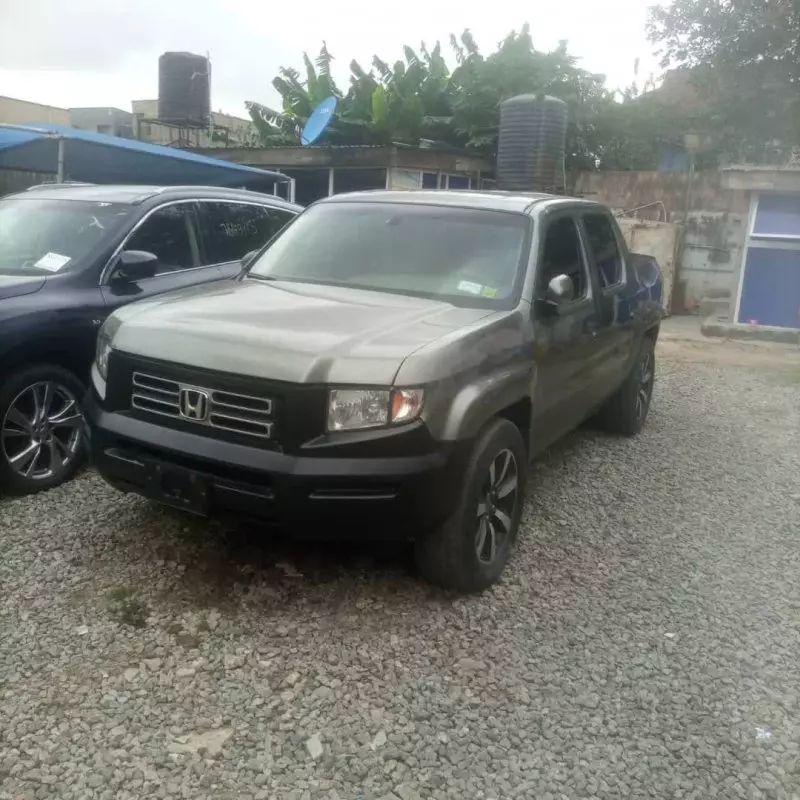 Honda Ridgeline   - 2007