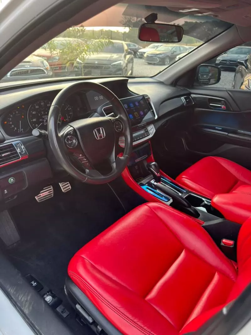 Honda Accord   - 2014