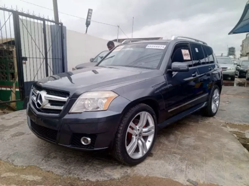 Mercedes-Benz GLK 350   - 2010