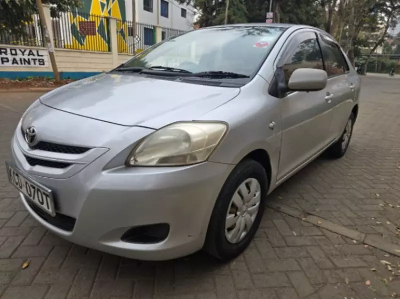 Toyota Belta   - 2008
