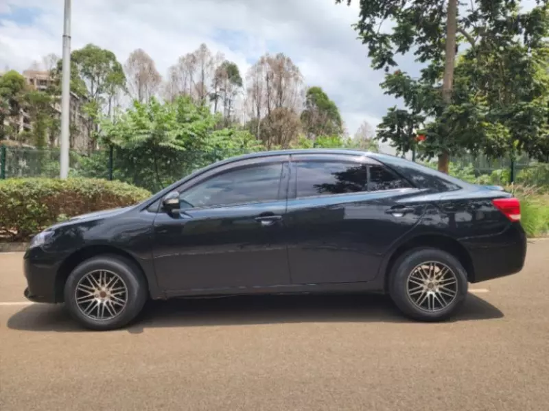 Toyota Allion    - 2013