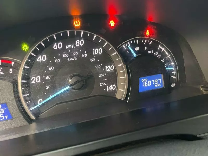 Toyota Camry   - 2013