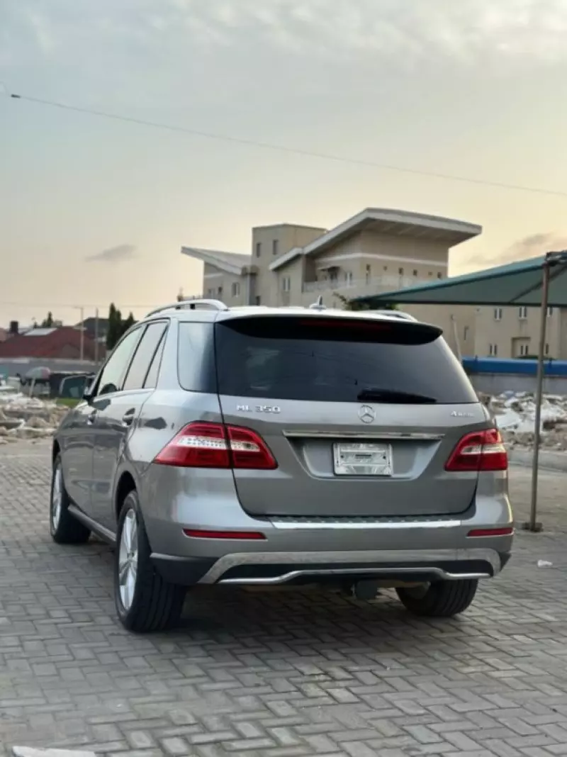 Mercedes-Benz ML-Class   - 2012