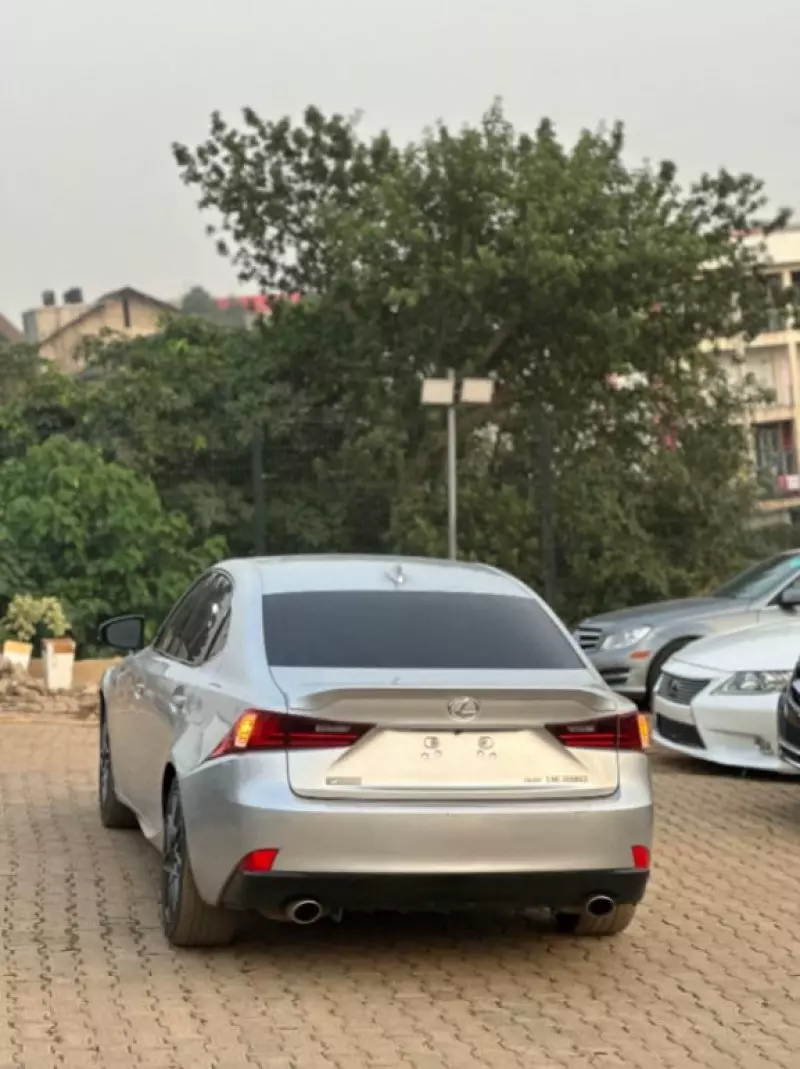 Lexus IS 250
