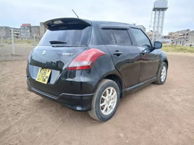 SUZUKI Swift RS   - 2013