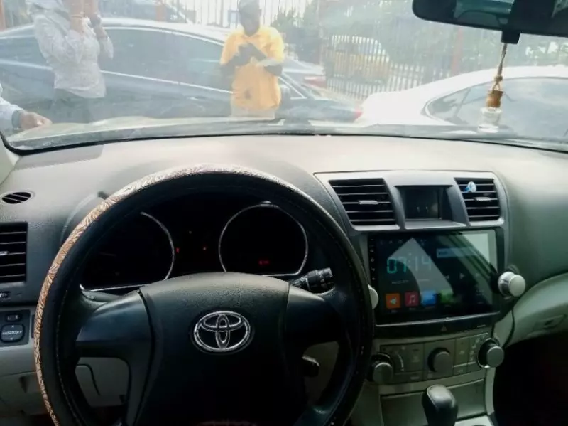 Toyota Highlander   - 2008