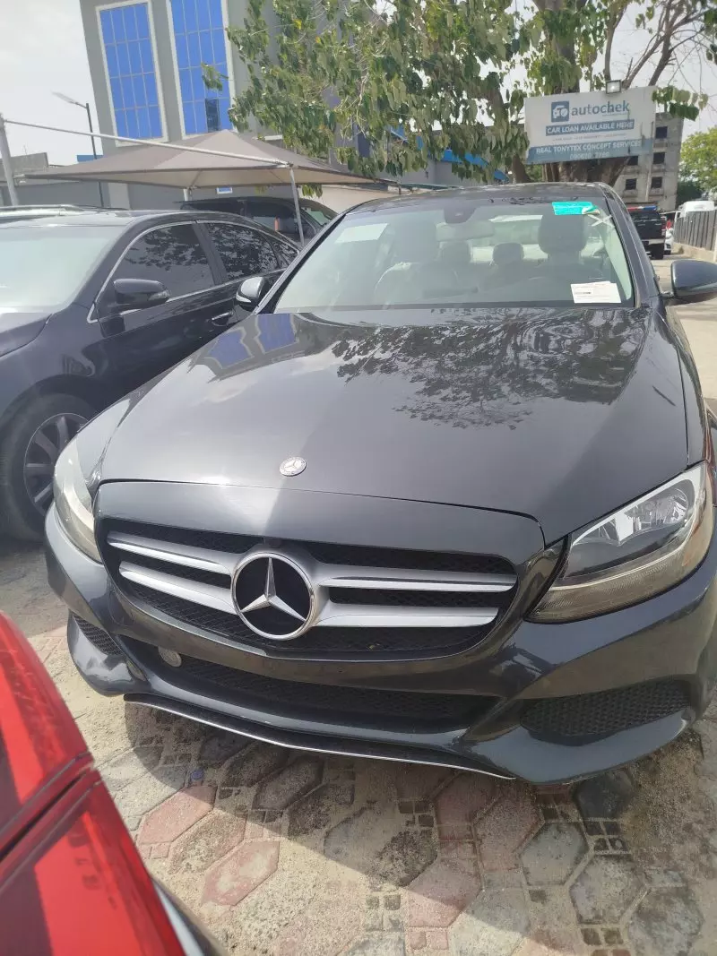Mercedes-Benz C 300   - 2016