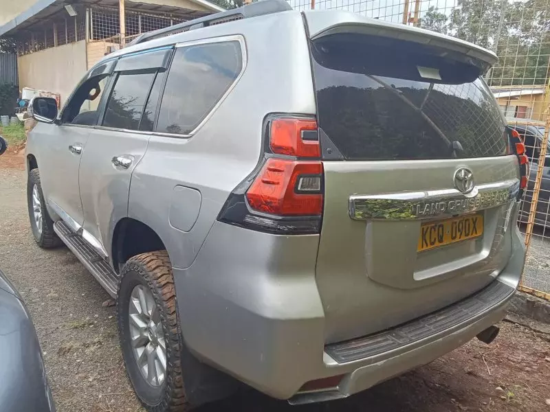 Toyota Landcruiser Prado   - 2014