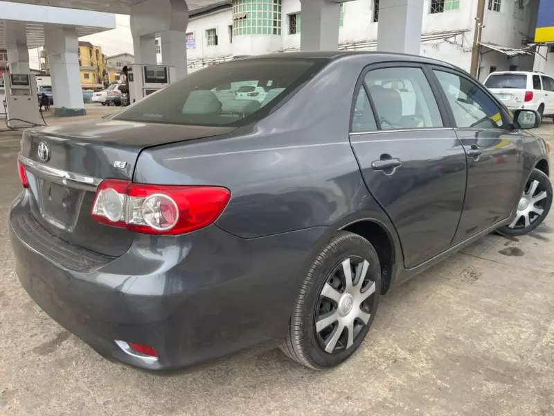 Toyota Corolla   - 2013