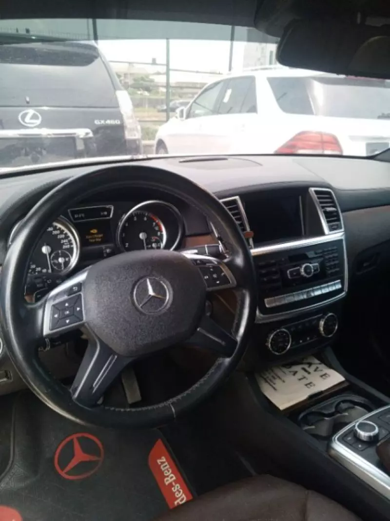Mercedes-Benz ML-Class - 2015