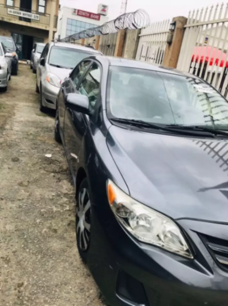 Toyota Corolla - 2013