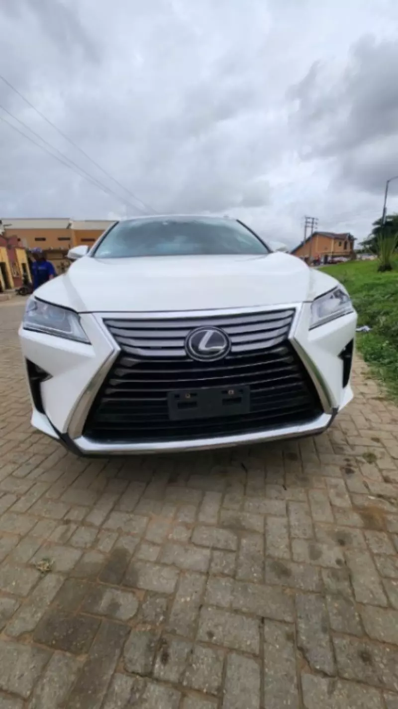 Lexus RX   - 2018