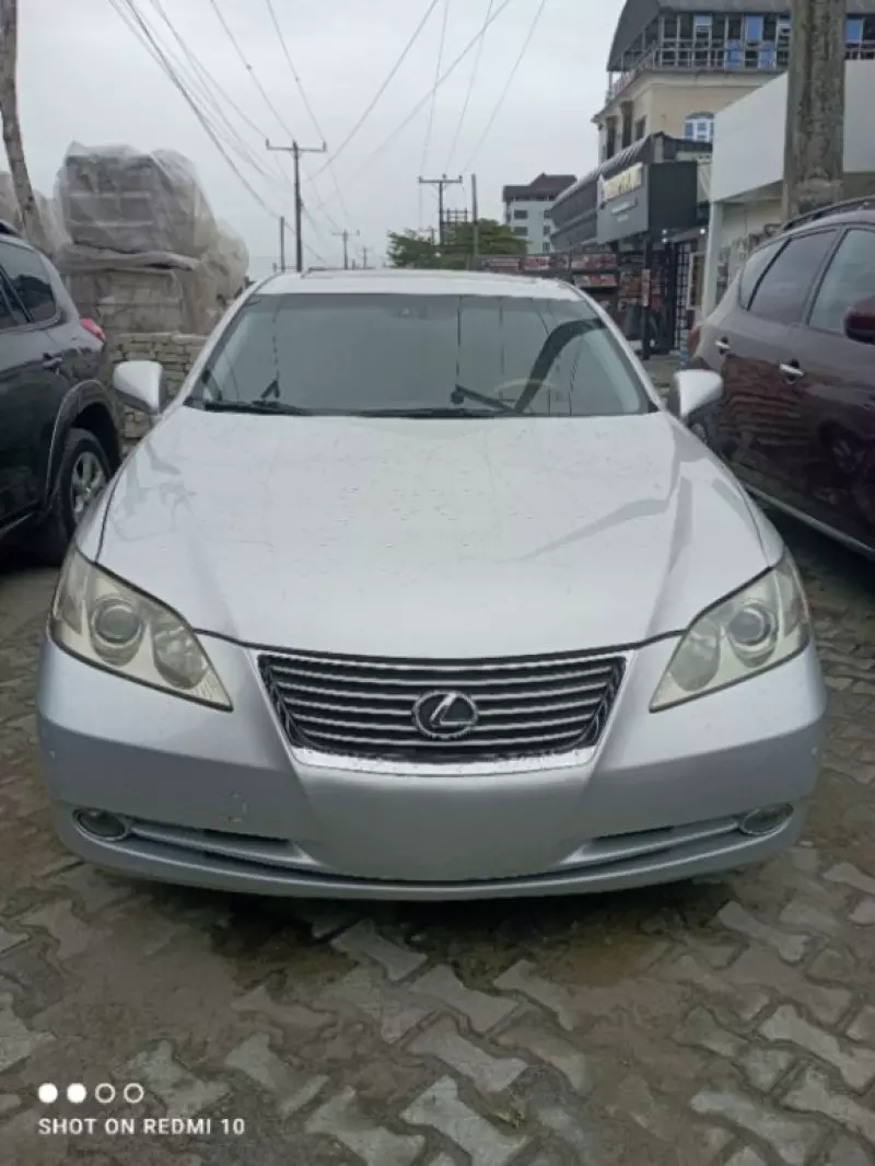 Toyota Lexus RX 350h   - 2009