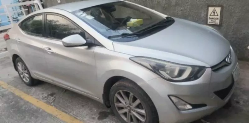 Hyundai Elantra - 2015