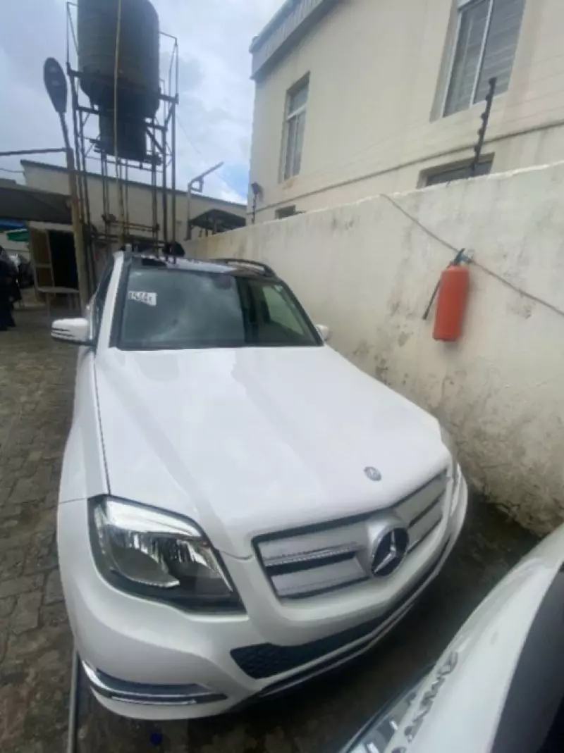 Mercedes-Benz GLK 350   - 2014