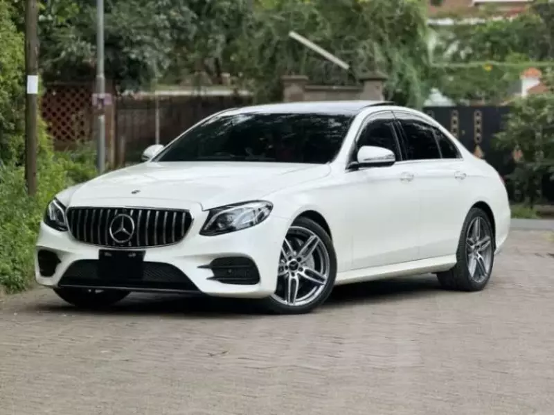 Mercedes-Benz E 220   - 2017