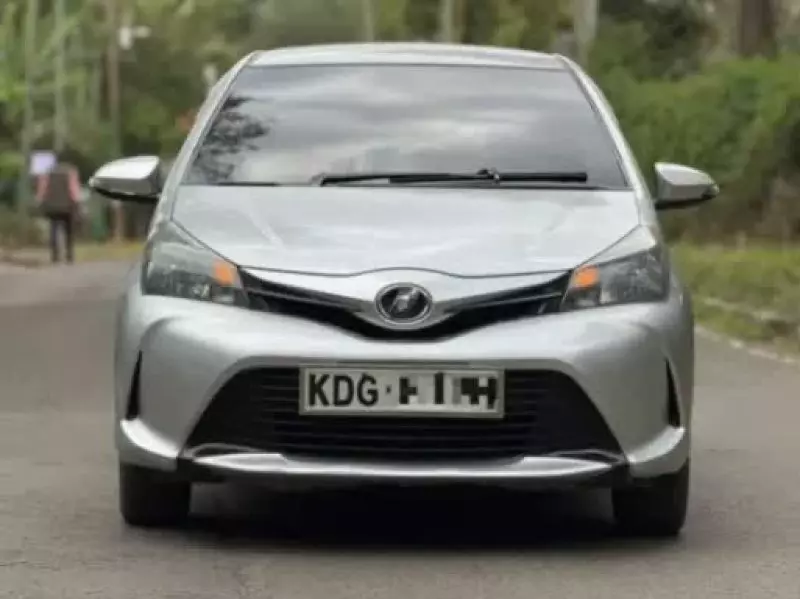 Toyota Vitz   - 2014