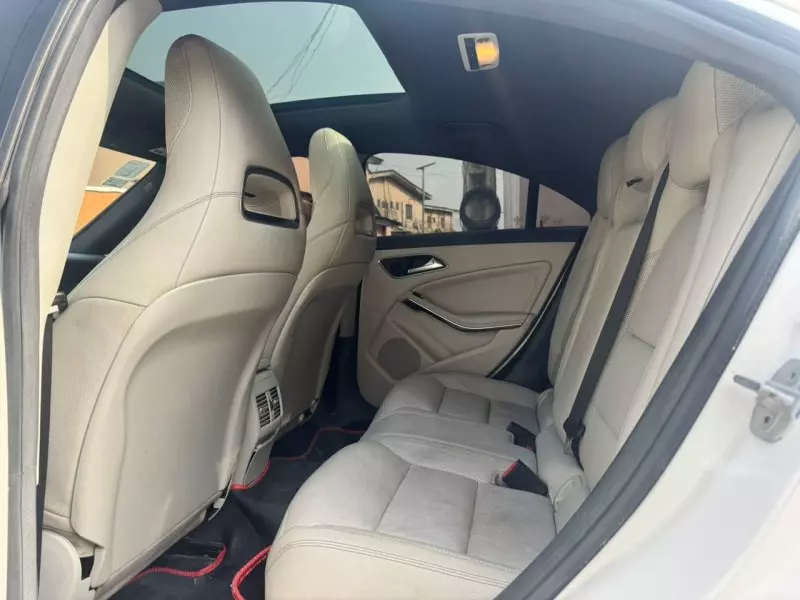 Mercedes-Benz CLA 250   - 2014