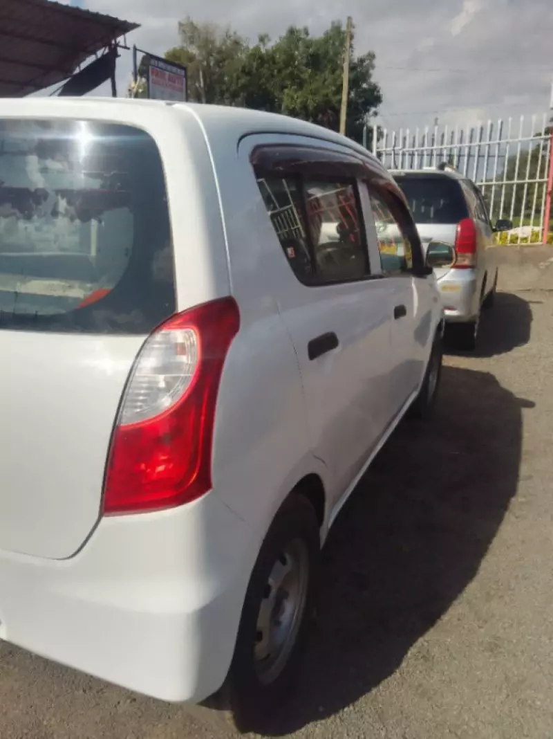 SUZUKI Alto GLX   - 2010