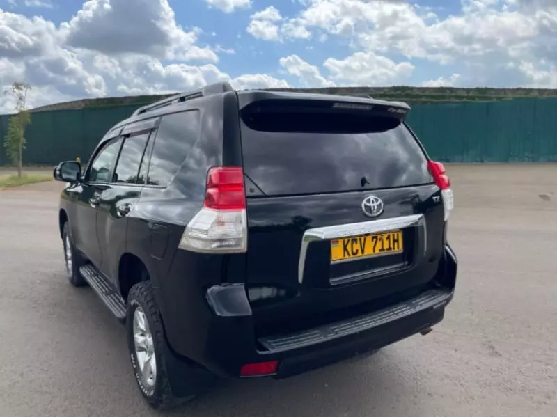 Toyota Land Cruiser Prado   - 2013