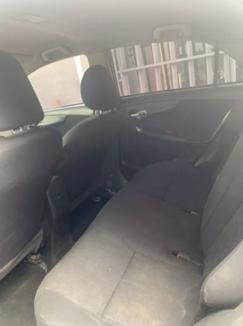 Toyota Corolla   - 2009