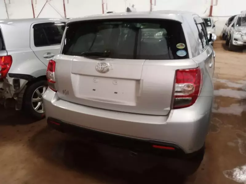 Toyota Ist    - 2009