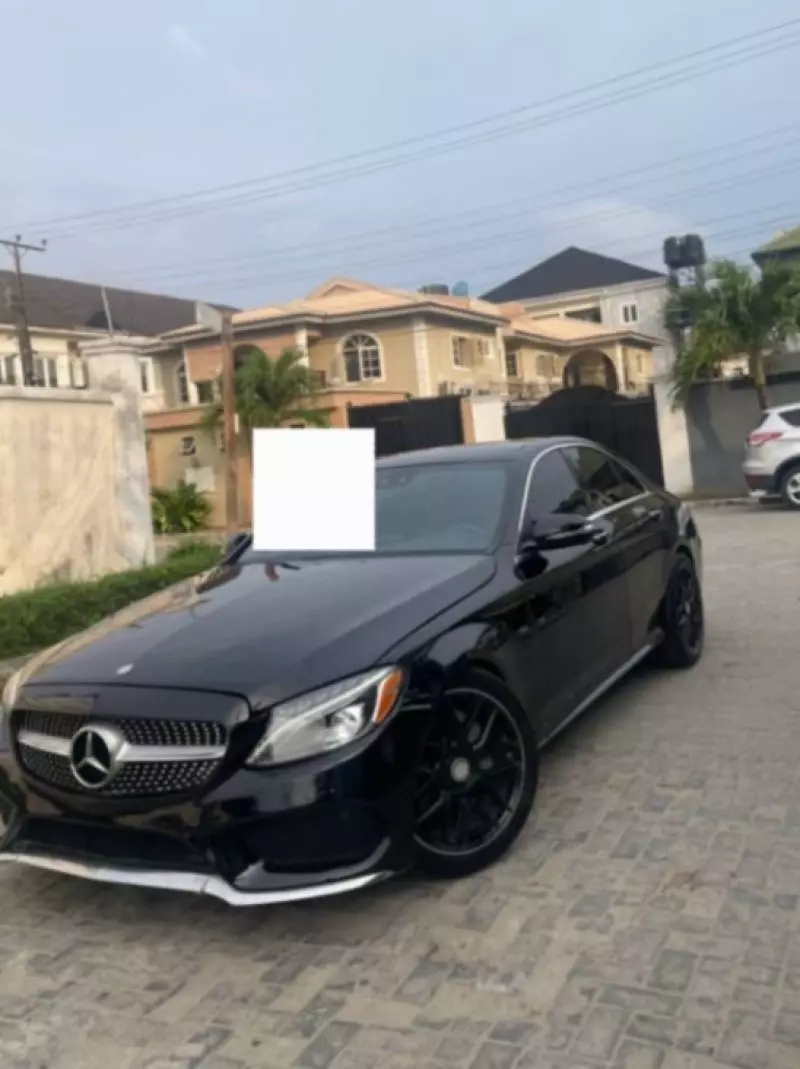 Mercedes-Benz C 300   - 2017