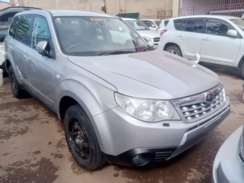Subaru Forester   - 2010
