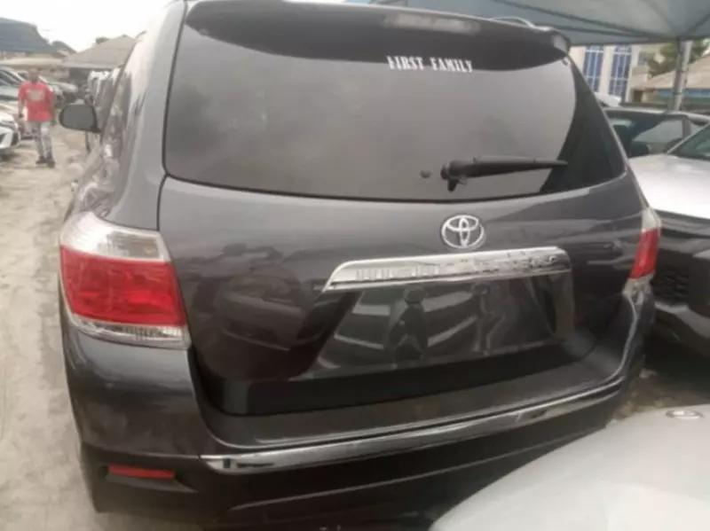 Toyota Highlander   - 2009